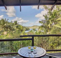 Secrets on the Lake - Accommodation Fremantle