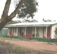Christmas Tree Cottage - Accommodation Fremantle