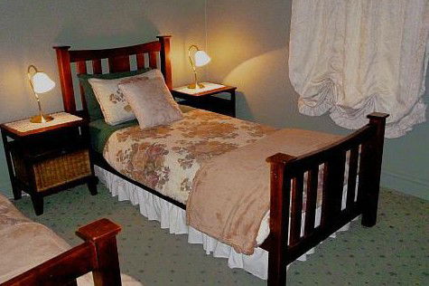 Ripon Cottage - Accommodation Fremantle 0