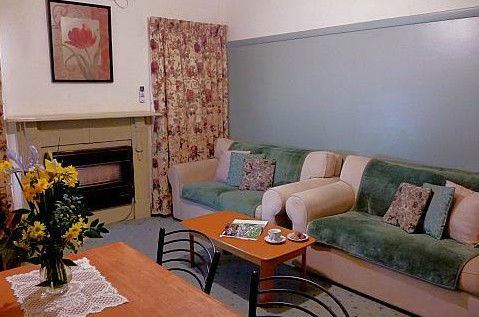 Ripon Cottage - Accommodation Fremantle 2