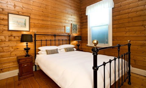 Evandale - Accommodation Fremantle 3