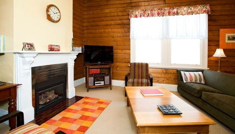 Evandale - Accommodation Fremantle 4