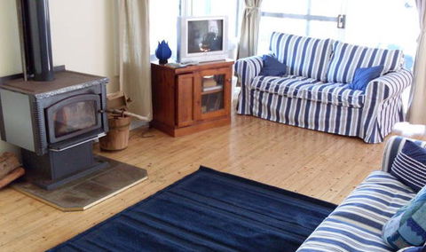 Bush And Bay Cottage - Accommodation Fremantle 4