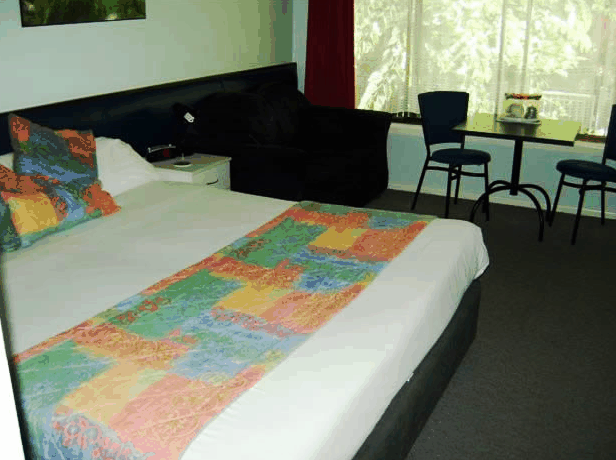 Poinciana Motel - Accommodation Fremantle