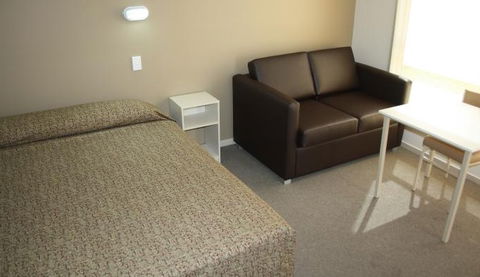 Bowlo Holiday Cabins - Accommodation Fremantle 3