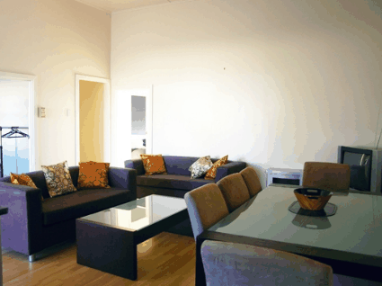 Art Mecca Holiday House - Accommodation Fremantle 0