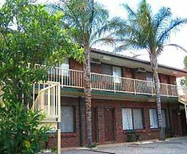 Wentworth Club Motel - Accommodation Fremantle 0