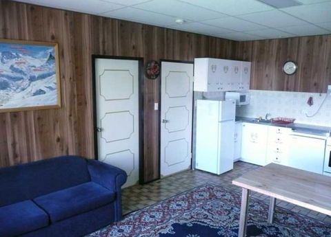 House Matterhorn - Accommodation Fremantle 0