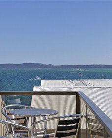 Magnus Street Treetops - Accommodation Fremantle 2