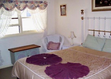 Echuca Holiday Houses - Temoca Cottage - Accommodation Fremantle 0