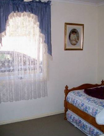 Echuca Holiday Houses - Temoca Cottage - Accommodation Fremantle 4