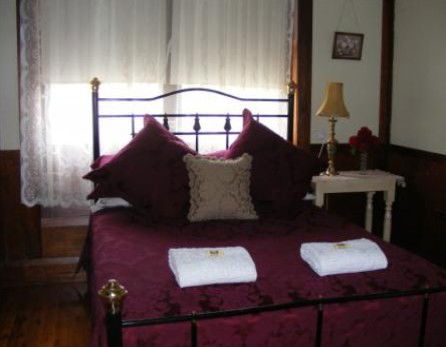 Gundagai Historic Cottages Bed And Breakfast - Accommodation Fremantle 1
