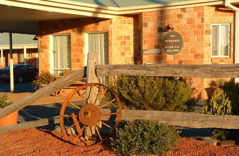 Tuckerbox Motor Inn - Accommodation Fremantle 3
