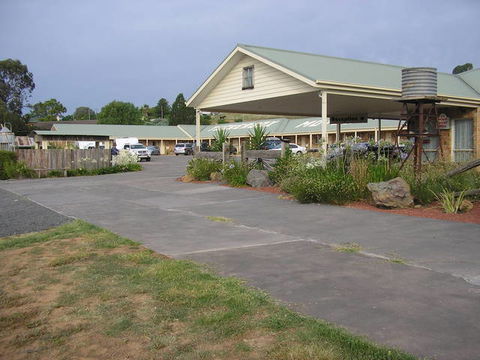 Tuckerbox Motor Inn - Accommodation Fremantle 6