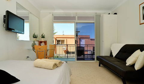 Beach Studio On Bombo - Accommodation Fremantle 5