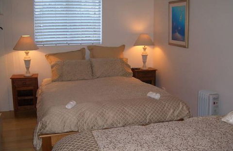 Barrington Village Retreat Bed And Breakfast - Accommodation Fremantle 3