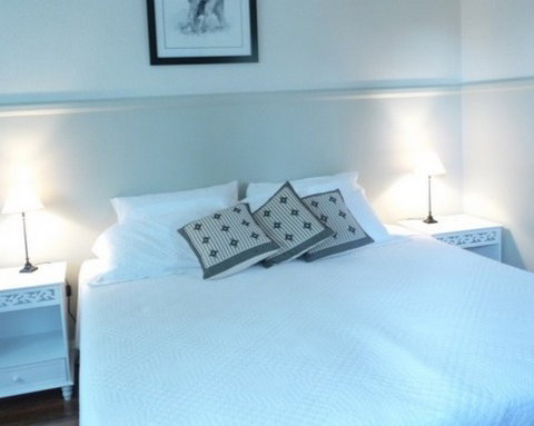 A Room With A View- Gloucester - Accommodation Fremantle 1