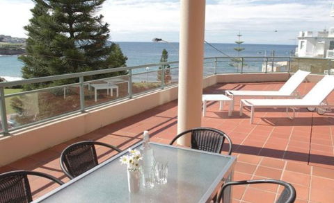 AeA The Coogee View Beachfront Serviced Apartments - Accommodation Fremantle 4