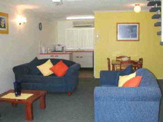Bayshores Holiday Apartments - Accommodation Fremantle 3