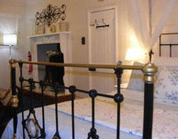 Reppels Bed And Breakfast - Accommodation Fremantle 3