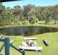 Possums Hollow and Hooters Hut - Accommodation Fremantle