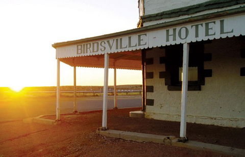 Birdsville Hotel - The Outback Loop - Accommodation Fremantle 0