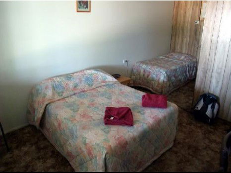 Entrikens Pioneer Motel - Accommodation Fremantle 0