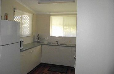 Satinwood - Holiday Home - Accommodation Fremantle 1