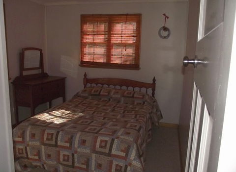 Cedarwood - Holiday Home - Accommodation Fremantle 3