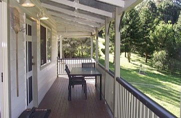 Whispering Pines - Holiday Home - Accommodation Fremantle 4