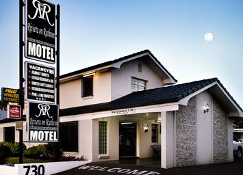 Riviera On Ruthven Motel - Accommodation Fremantle 0