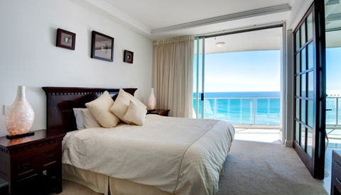 Reflection On The Sea - Accommodation Fremantle 2