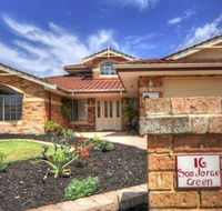 Golfers Retreat - Accommodation Fremantle