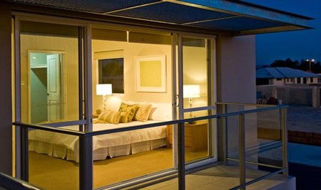 Champion Lakes Accommodation Waterside - Accommodation Fremantle 3