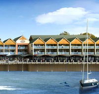 Quality Suites Crest Mandurah - Accommodation Fremantle