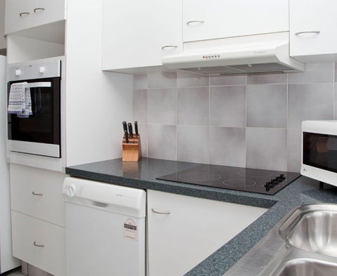 Ambassador Apartments Holiday Units - Accommodation Fremantle 2