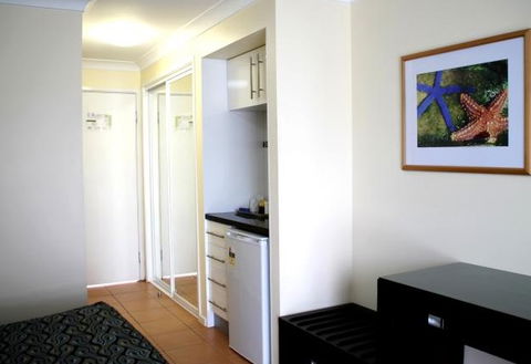 Centenary Motor Inn - Accommodation Fremantle 1