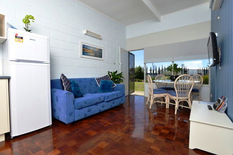 Coastal Breeze Units 1 To 5 - Accommodation Fremantle 2