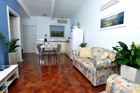 Coastal Breeze Units 1 To 5 - Accommodation Fremantle 4