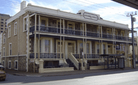 Glenelg Beach Hostel - Accommodation Fremantle