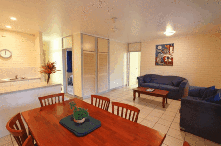 King Reef Resort Hotel - Accommodation Fremantle 2