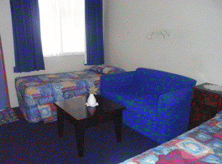 Bells Motel - Accommodation Fremantle 2