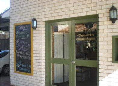 Tamworth Motor Inn - Accommodation Fremantle 3