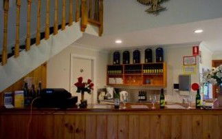 Madigan Vineyard - Accommodation Fremantle 2
