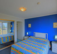 Surfers Beachside Holiday Apartments - Accommodation Fremantle