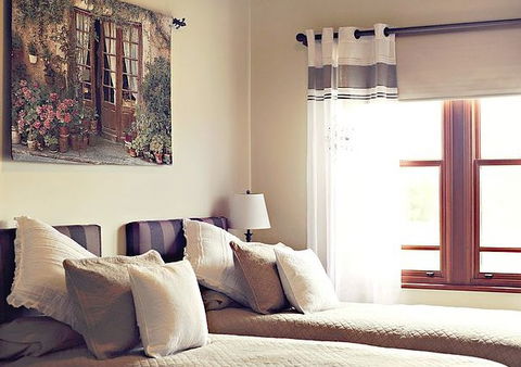 Redwing Farm - The Barn - Accommodation Fremantle 2