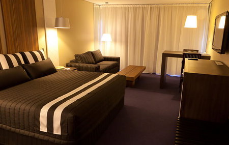 Taylors Lakes Hotel Motel - Accommodation Fremantle 1