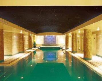 Radisson Hotel And Suites Sydney - Accommodation Fremantle 1