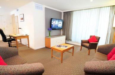 Radisson Hotel And Suites Sydney - Accommodation Fremantle 2