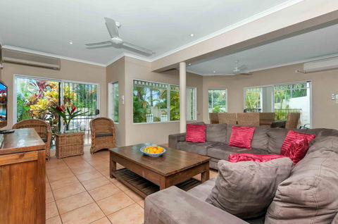 The Villas Palm Cove - Accommodation Fremantle 0
